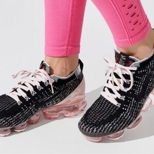 NIKE Vapormax 3.0 Women's Black & Barely pink Knit Sneakers